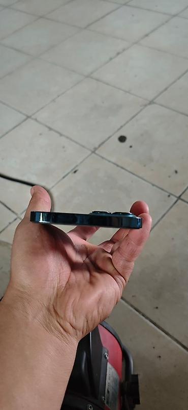 76: IPhone 12 Pro Max, Б/у, 256 ГБ, Blue Titanium, Зарядное устройство, Защитное стекло, Чехол, 76 % — 4