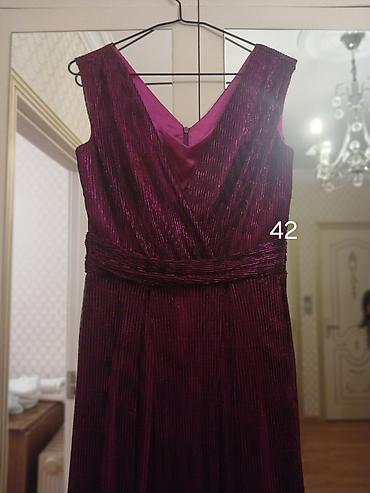 Ziyafət donları: 1) Bəzəkli yaxalı maxi don - Rəng: tünd bənövşəyi - Model: qolsuz — 39