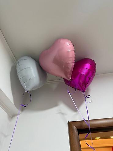 Воздушные шары и принадлежности: Фольгированные шары «Сердца» на гелии - Форма: сердце - Материал at lalafo.kg — 9 Воздушные шары и принадлежности: Фольгированные шары «Сердца» на гелии - Форма: сердце - Материал — 9