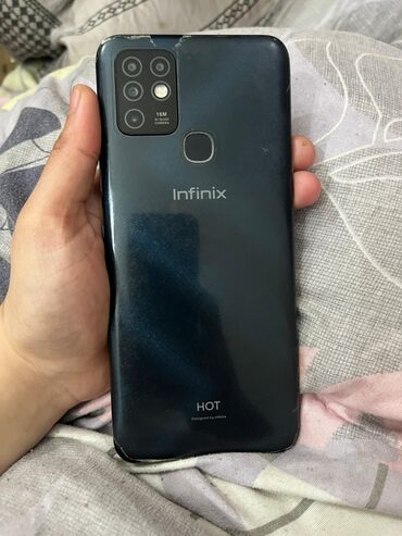 инфиникс телефон: Infinix Hot 10, Б/у, 64 ГБ, цвет - Черный, 2 SIM