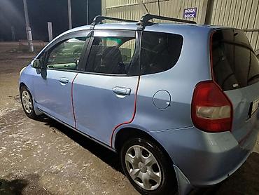 Honda: Honda Fit: 2003 г., 1.3 л, Автомат, Бензин, Хэтчбэк at lalafo.kg — 1 Honda: Honda Fit: 2003 г., 1.3 л, Автомат, Бензин, Хэтчбэк — 1