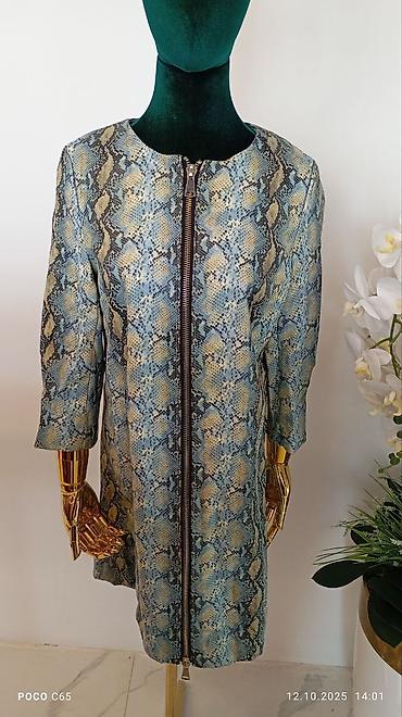 Пиджаки, жакеты: Женская одежда — стильные модели 1) Стеганый жакет с этническим — 12