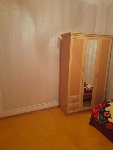 Qarajlar: Продаётся 3-комн. вторичка 90 м², м. 28 мая TƏCİLİ BAZAR DƏYƏRİNDƏN
