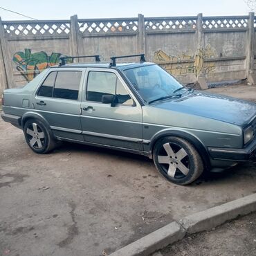 Volkswagen: Volkswagen Jetta: 1986 г., 1.8 л, Механика, Бензин, Седан