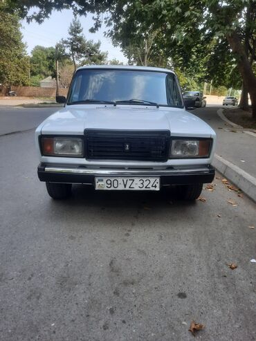 var 2107: VAZ (LADA) 2107: 1.6 l | 1984 il | 99465 km Sedan