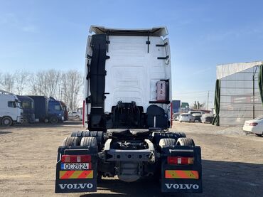 Тягачи: Тягач, Volvo, 2014 г., Тентованный — 7