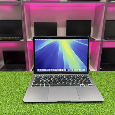 батарея macbook: Ноутбук, Apple, 8 ГБ ОЭТ, Apple M1, 13.3 ", Колдонулган, эс тутум SSD