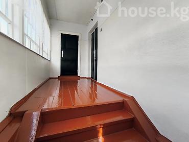 Продажа коттеджей и домов: 🏡 **Срочно продаётся дом в районе рынка Баят** 🏠 Дом **1,5 этажный — 2