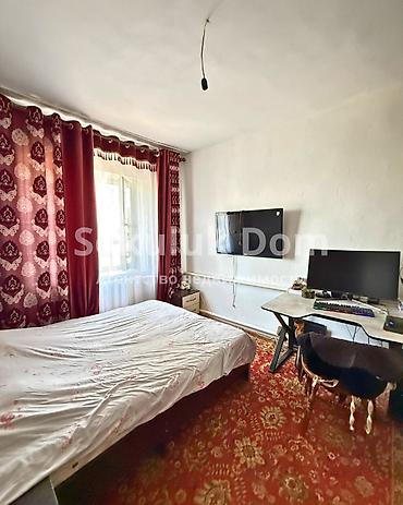 the level: 🏠Продается дом в с. Сокулук 🟡 Комнаты: 3 🟡 Дополнительно: Дом общей — 6