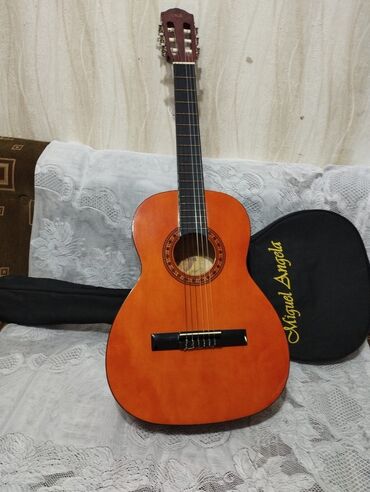 Klassik gitaralar: Klassik gitara — 7