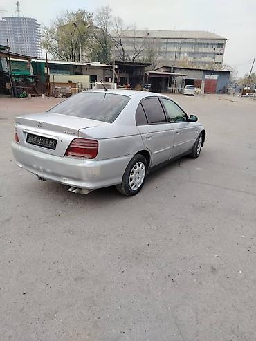 210 срочно: Honda Accord: 2002 г., 2 л, Механика, Бензин, Седан — 1