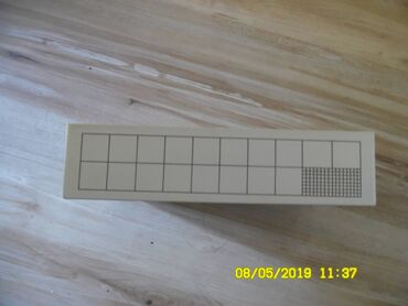 Ostala kuhinjska oprema: Posude,cinije,pregrade za frizider,zamrzivac 4 komada,2 posude su za — 6
