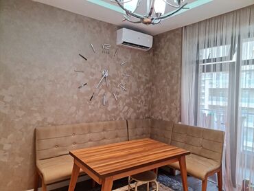 merbex masa: Mətbəx üçün, İşlənmiş, Açılmayan, Dördbucaq masa, 2 stul