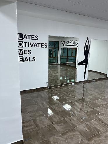 bakıda: Xetaide (Baki Eylence Merkezi ile uz be uz ) esas yolun kenarinda 90kv — 8