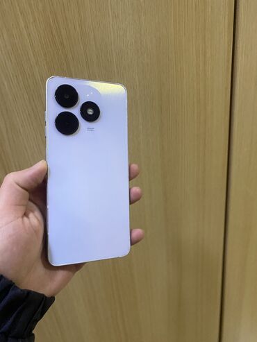 Tecno: Tecno Spark Go 2024, 128 GB, rəng - Ağ, Barmaq izi