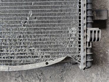 Радиаторы: Радиатор охлаждения двигателя Mercedes-Benz Atеgo, 2002г.в. Оригинал — 9