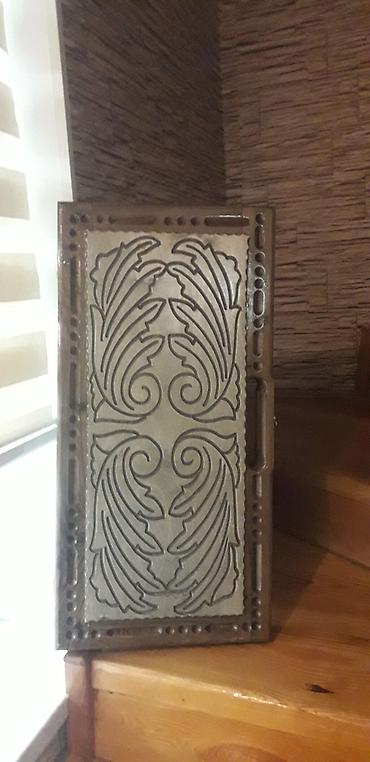 Nərdlər: Məhsul: Əl işı nərd taxtası Təsvir: - Tamamilə ağacdan hazırlanan — 15