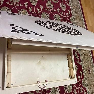 Национальные кыргызские столы: "Буктолмо кыргыз стол". Баалары: 1м×1м = 3500с 1.5м×1м=4000с — 2