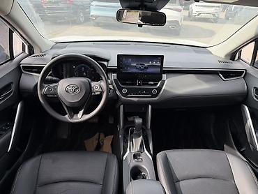 voxy noah: Toyota Corolla Cross: 2025 г., 2 л, Вариатор, Бензин, Кроссовер — 5