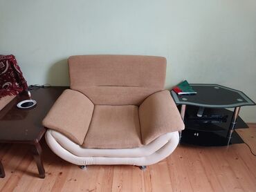 islenmis divan kreslolar: Б/у, 2 кресла, Диван, С подъемным механизмом, Раскладной