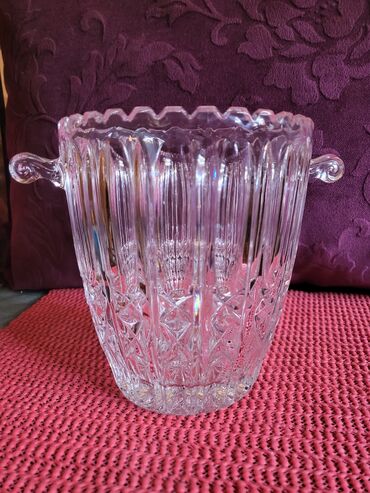 Kuhinjski setovi: Kibla nova za led,kristal,led kristal Zajecar. rucni rad. iz 70ih — 4