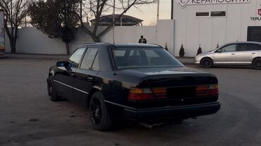 Mercedes-Benz: Mercedes-Benz W124: 1988 г., 2.3 л, Механика, Бензин, Седан — 4