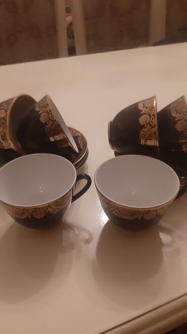 Çay dəstləri və servizlər: Çay dəsti, rəng - Gümüşü