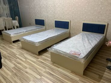 tek carpayı: Односпальная кровать, Без подьемного механизма, С матрасом, Без выдвижных ящиков
