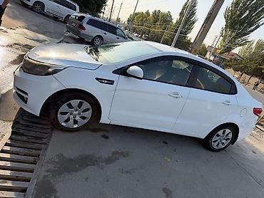 suzuki 125: Kia Rio: 2015 г., 1.4 л, Механика, Бензин, Седан — 3