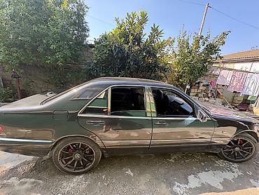 şuşeler: Mercedes-Benz S-Class: 3.5 l | 1995 il Sedan — 5