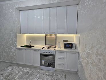 долгосрочная аренда квартир в бишкек: 1 бөлмө, Кыймылсыз мүлк агенттиги, Чогуу жашоосу жок, Толугу менен эмереги бар