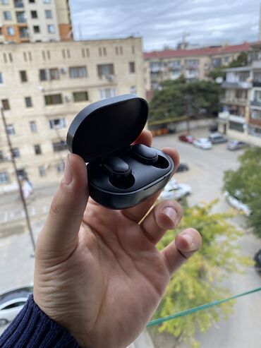 redmi nausnik: Redmi airdots ideal vəziyyətdə təzədən qəti seçilmir çox gücdü ses