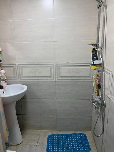 Günlük kirayə evlər: Həyətyanı sahəsi olan kiçik ev - Həyətdə şaquli dayaqlı — 11