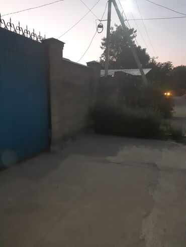 ленты для выпускников: Продаём хорошую недвижимость сами хозяева в городе!!! Больше фото at lalafo.kg ленты для выпускников: Продаём хорошую недвижимость сами хозяева в городе!!! Больше фото