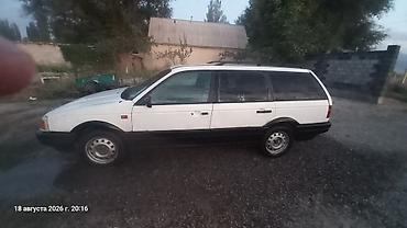 wv transporter: Volkswagen Passat Variant: 1990 г., Механика, Газ, Универсал — 2