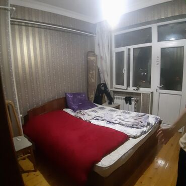 аренда двухкомнатных квартир в баку: Salam Sumqayıtda 9-cu mkr-da yerləşir ev SDU və Heydər parka