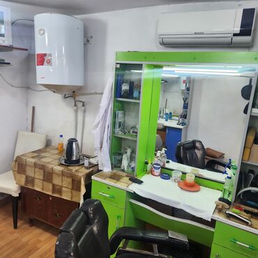 продажа готового бизнеса в баку: Kişi salonu üçün tam təchizatlı iş yeri - 1 işçi yeri olan bərbər