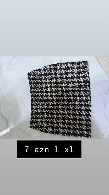 bel sumkasi: - Qara açıq naxışlı trikotaj kofta – Dilvin, standart ölçü. Qiymət: 20 — 9