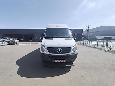 коробка на мерс 124: Легкий грузовик, Mercedes-Benz, Стандарт, 3 т, Б/у — 2