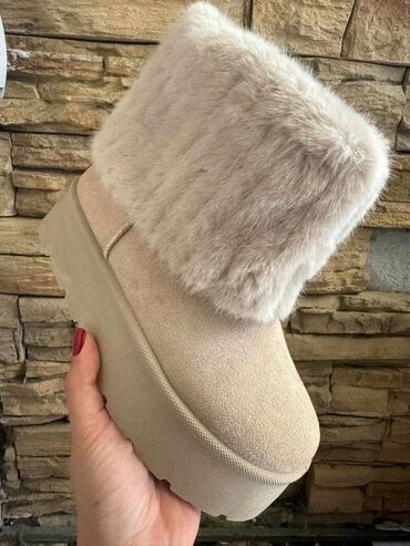 čizme na štiklu: Ugg čizme, bоја - Bež, 41