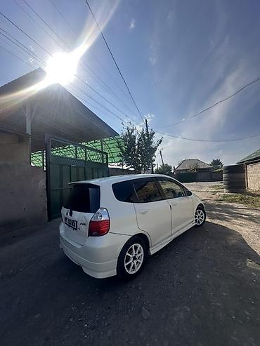 клаксон сигнал: Honda Fit: 2003 г., 1.3 л, Автомат, Бензин, Хэтчбэк — 2