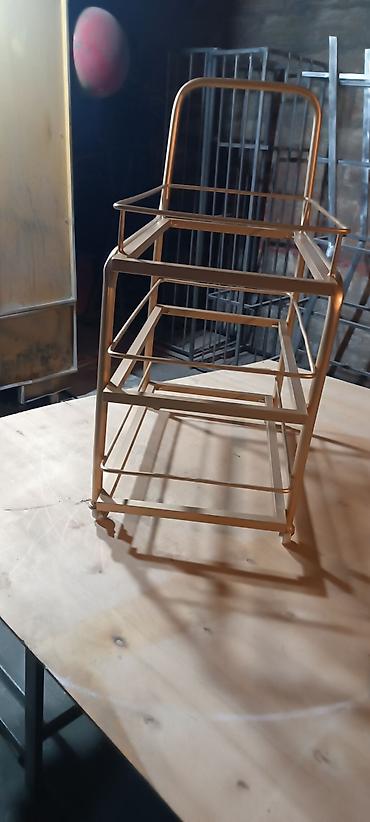 Metal çərçivəli çoxmərtəbəli servis/çəkməcə rəfi - Material: metaldan — 1