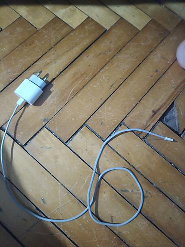 Simsiz şarj cihazı Apple, 5 Vt, İşlənmiş