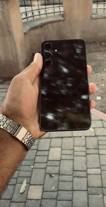 galaxy s10 e: Samsung Galaxy A35, 256 GB, Barmaq izi