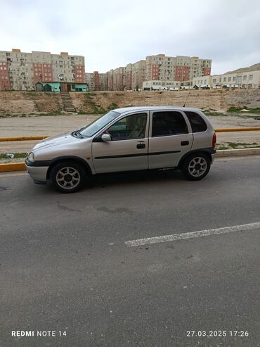 Opel Vita: 1.4 л | 1997 г. 135000 км Седан