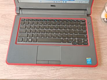 Dell: Intel Core i3, 8 GB OZU, 13.3 " — 2