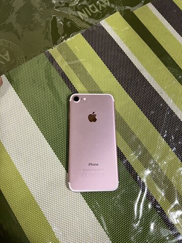 Apple iPhone: IPhone 7, Б/у, 32 ГБ, Розовый, 100 %