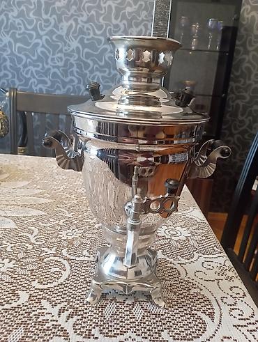 Samovar az işlənib 1984 ildə istehsal olunmuş 2,5 litr tutur elektrik lalafo.az -da Samovar az işlənib 1984 ildə istehsal olunmuş 2,5 litr tutur elektrik