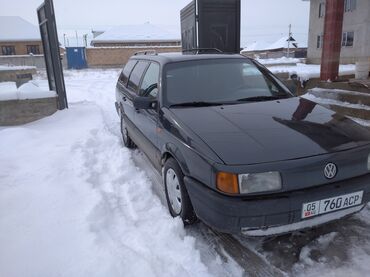 Volkswagen: Volkswagen Passat: 1990 г., 1.8 л, Механика, Бензин, Универсал