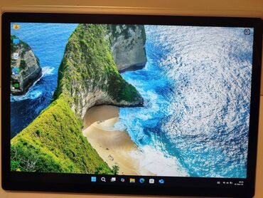 Digər noutbuklar və netbuklar: Microsoft Surface Book 2; i7; 16GB RAM; 512GB SSD Prosessor: Intel® — 25